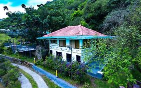Shisiram-Italian Luxury Cottage Tabor Hills Resort